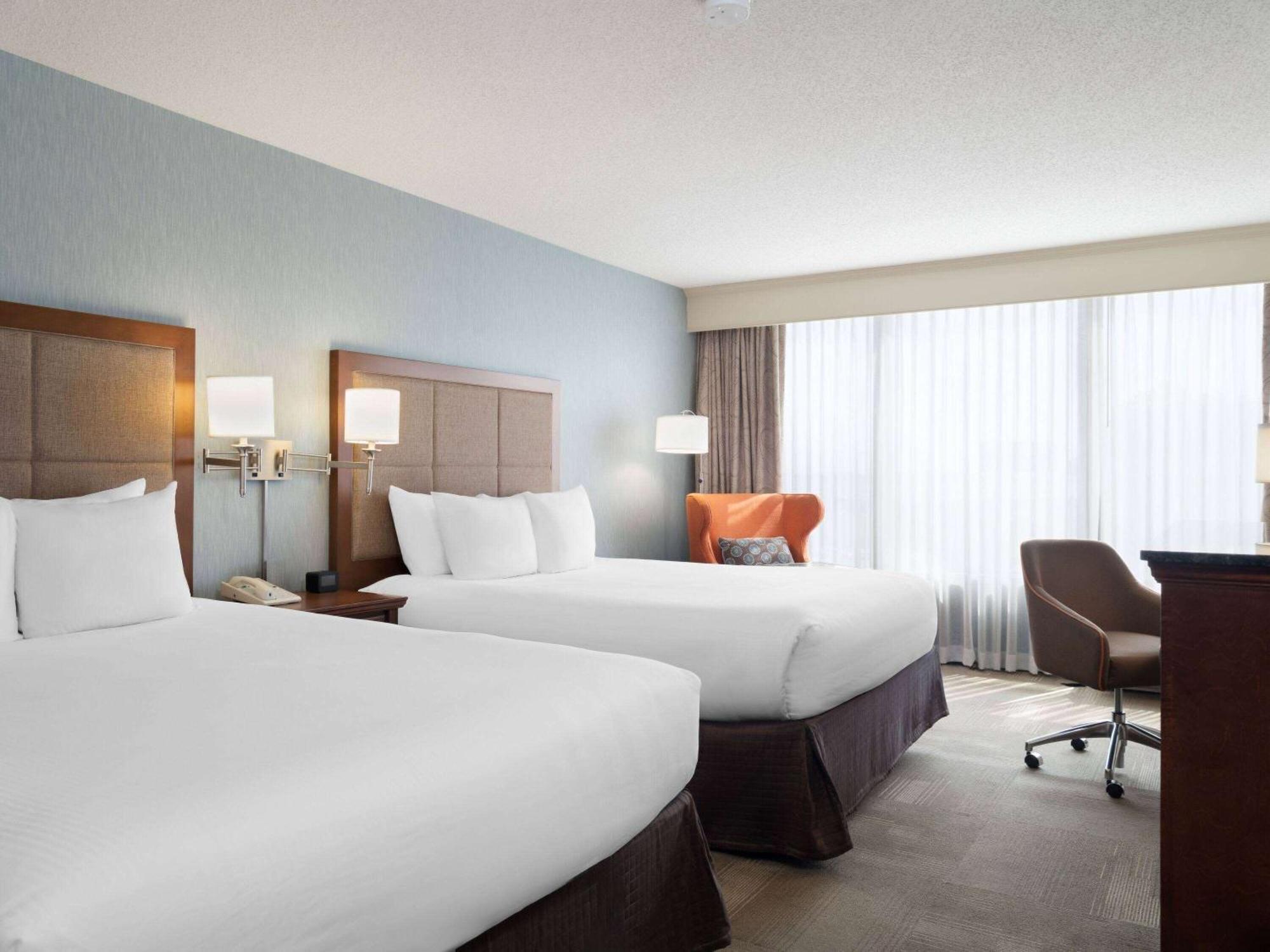 Wingate By Wyndham St Louis Airport 호텔 세인트앤 외부 사진