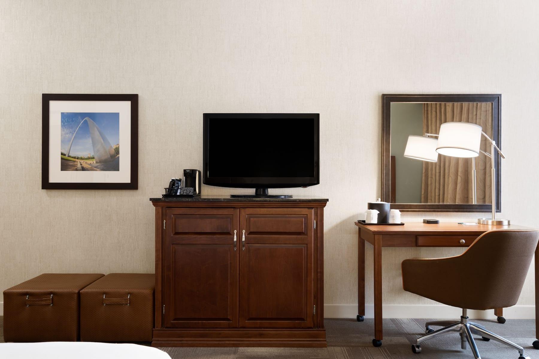 Wingate By Wyndham St Louis Airport 호텔 세인트앤 외부 사진